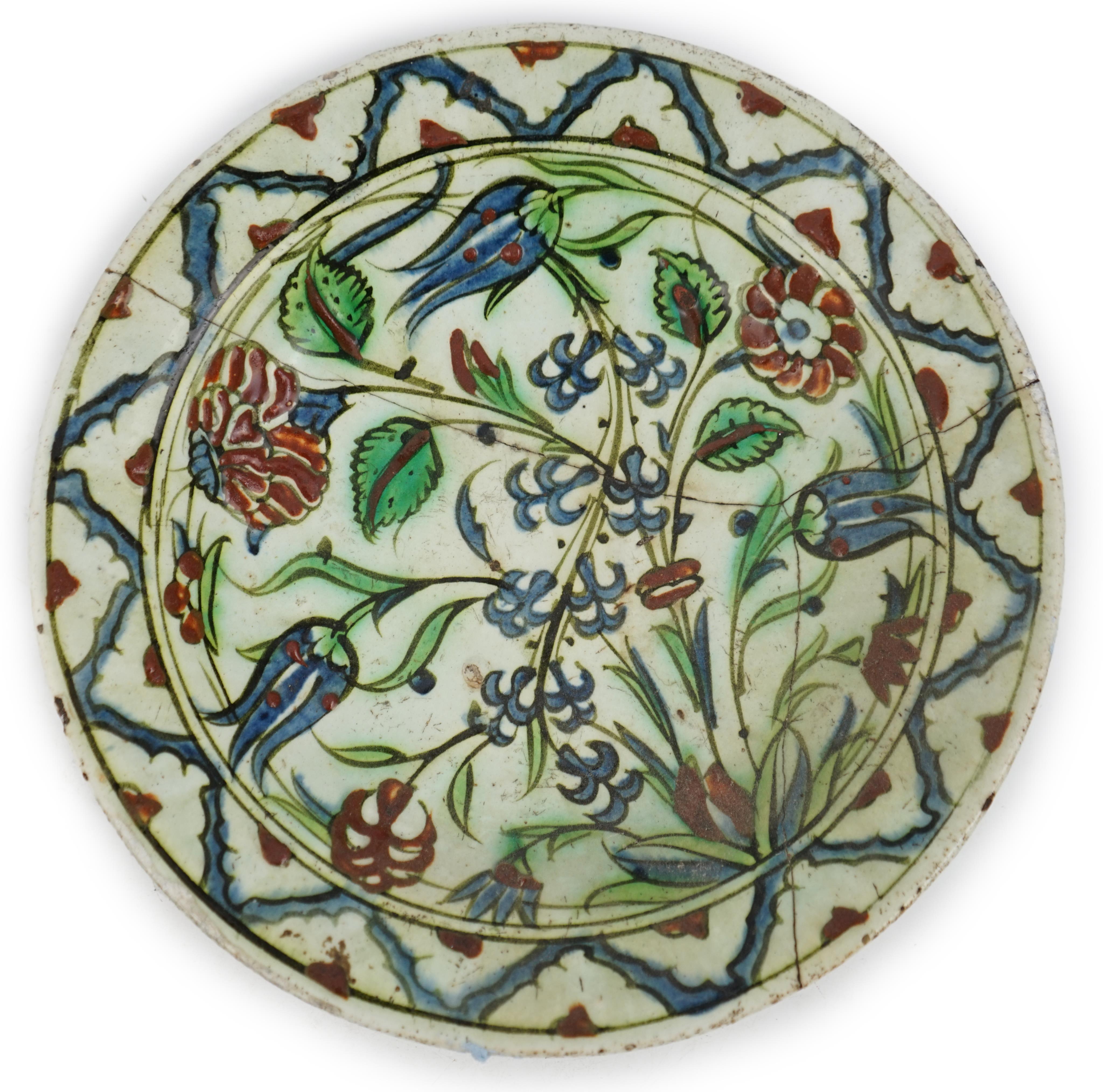 An Iznik pottery dish, Ottoman Turkey, 17th century